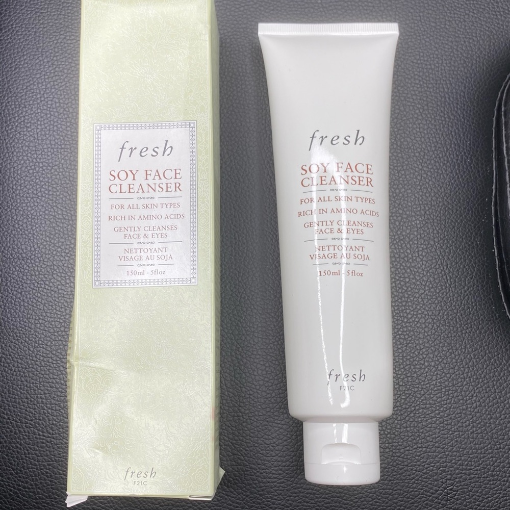 fresh Soy Makeup Removing Face Wash
